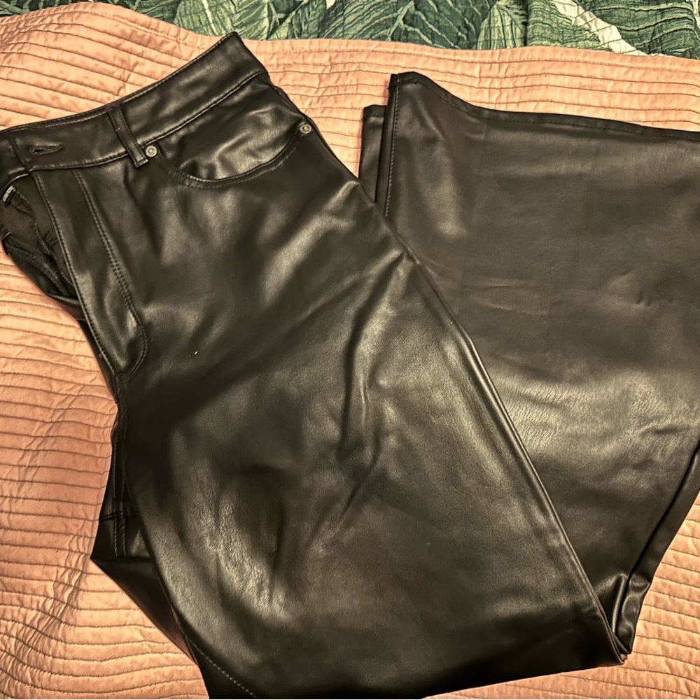 Fo leather flares